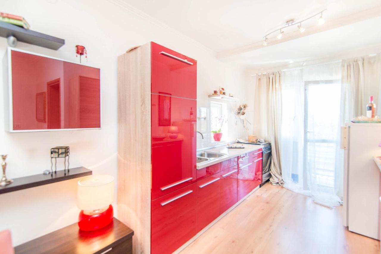 Apartment Studio Lara Rovinj Eksteriør bilde
