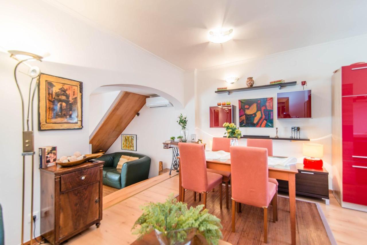 Apartment Studio Lara Rovinj Eksteriør bilde